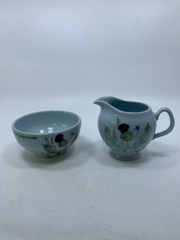 VTG LIGHT BLUE STONEWARE PAINTED FLORAL SUGAR/CREAMER SET.