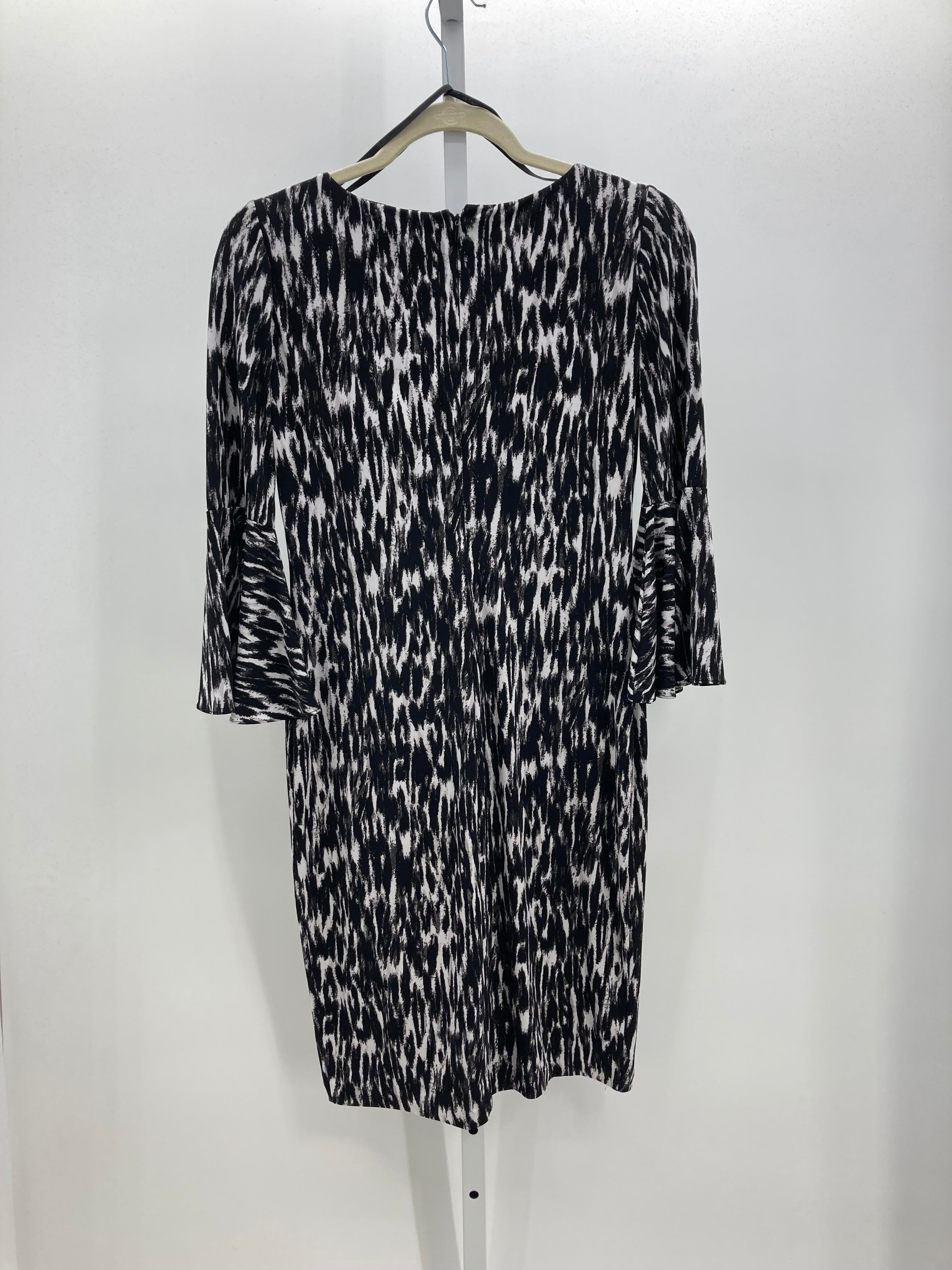 Calvin Klein Size 2 Misses 3/4 Sleeve Dress