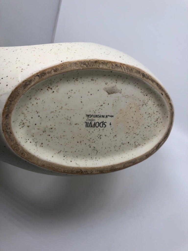 WHITE SPECKLED ABSTRACT PORTUGAL VASE.