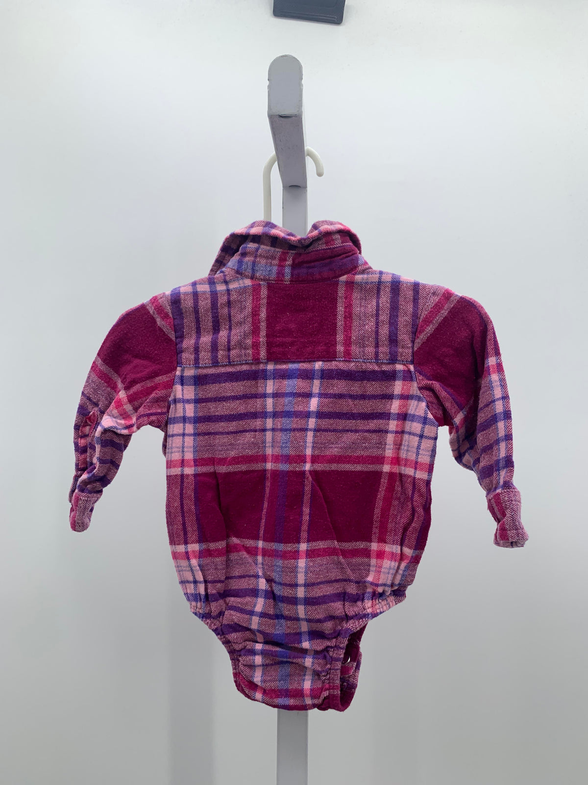 Outdoor Kids Size 3-6 Months Girls Long Sleeve Shirt