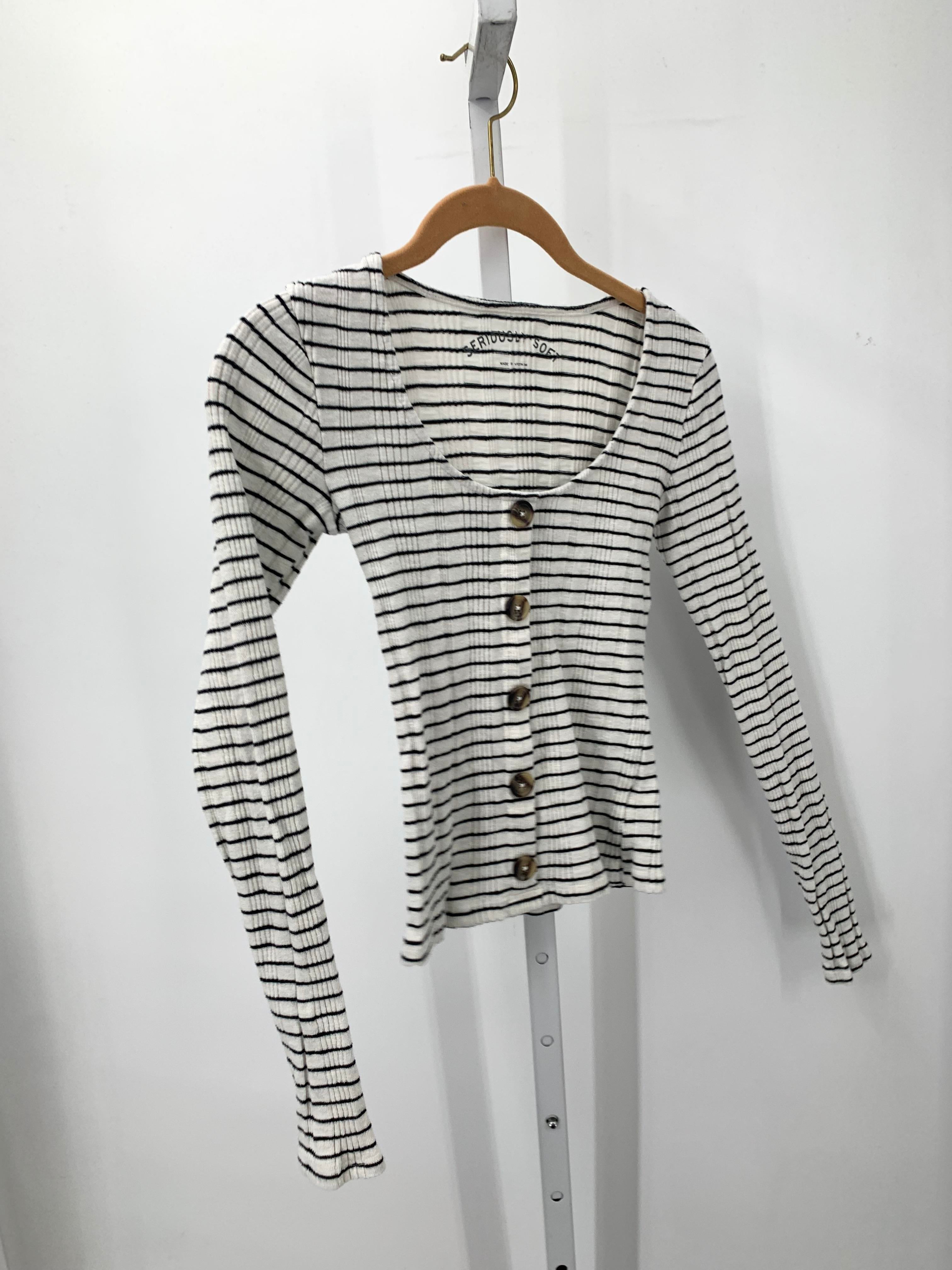 Aeropostale Size Small Juniors Long Sleeve Shirt