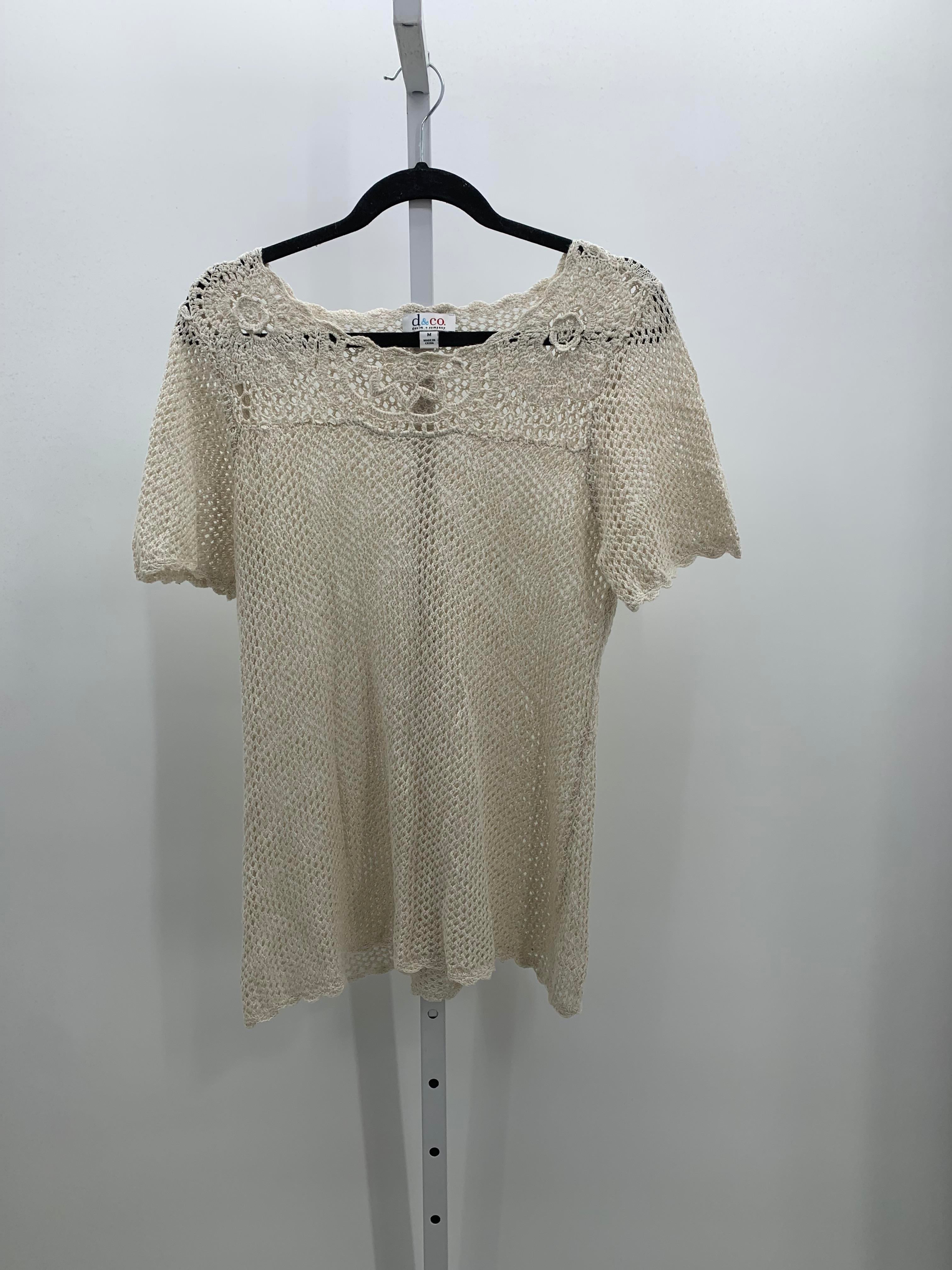 d & co. Size Medium Misses Short Slv Sweater