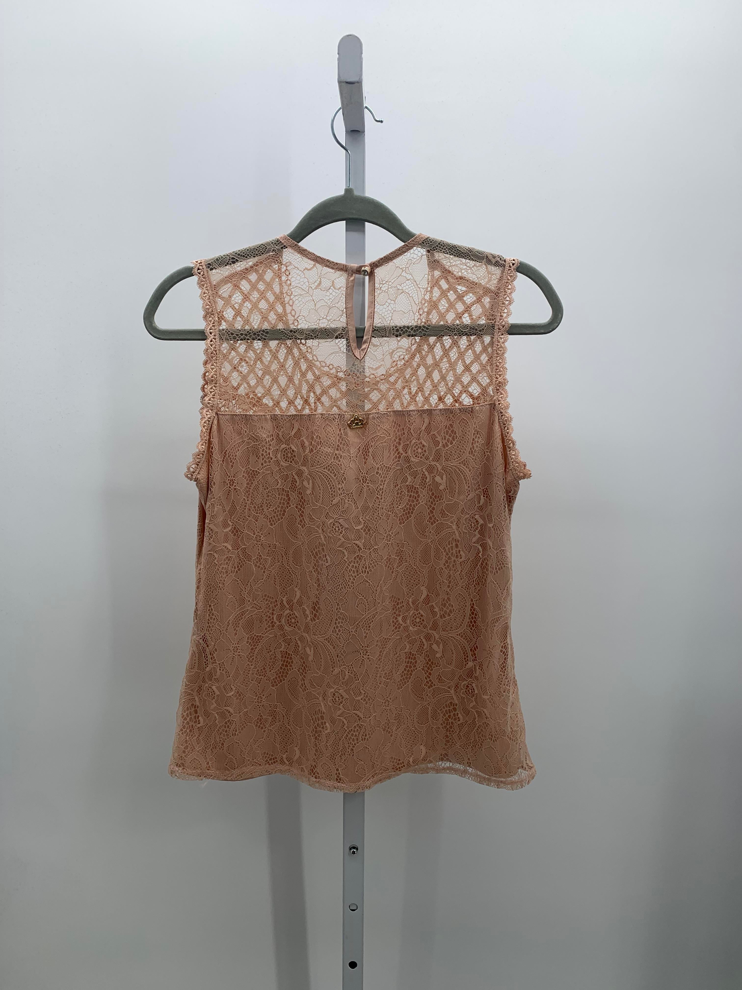 Size Medium Misses Sleeveless Shirt