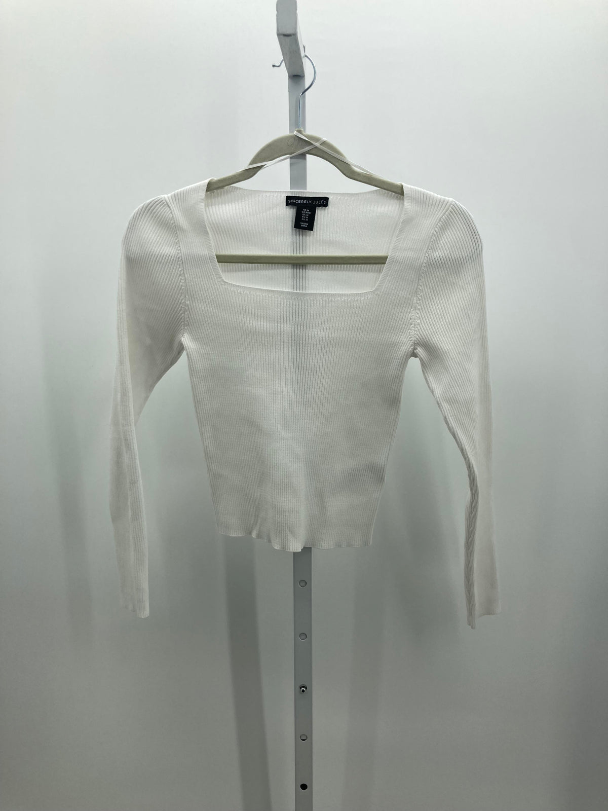 SINCERELY JULES Size Medium Juniors Long Sleeve Sweater