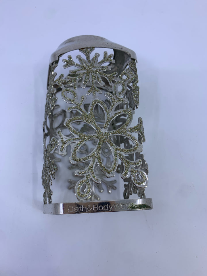 SILVER SNOWFLAKE SOAP BOTTLE HOLDER.