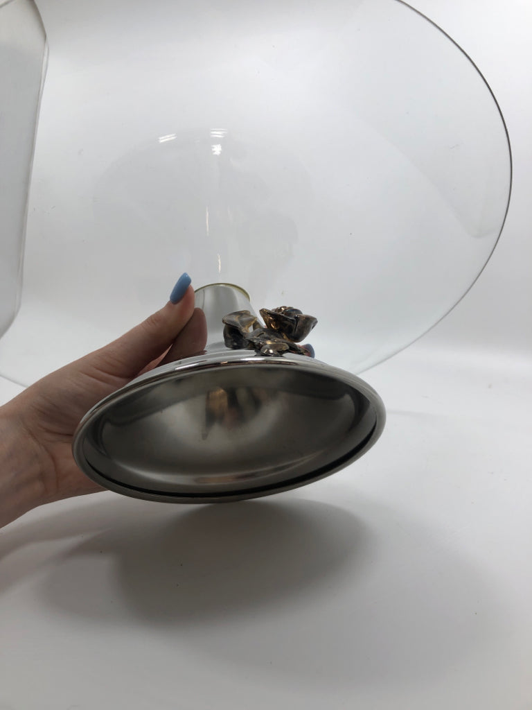 GLASS CAKE STAND W/SILVER ROSE PEDESTAL BASE.