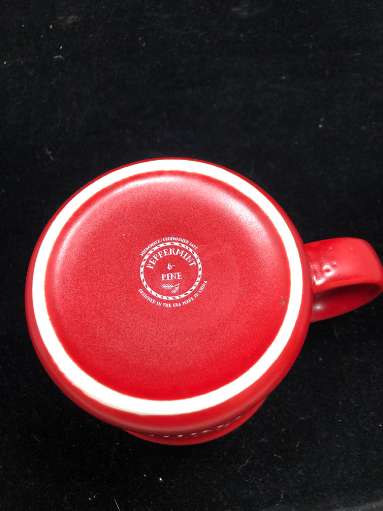 RED "MERRY & BRIGHT" HOLIDAY MUG LIGHTBULB PATTERN.