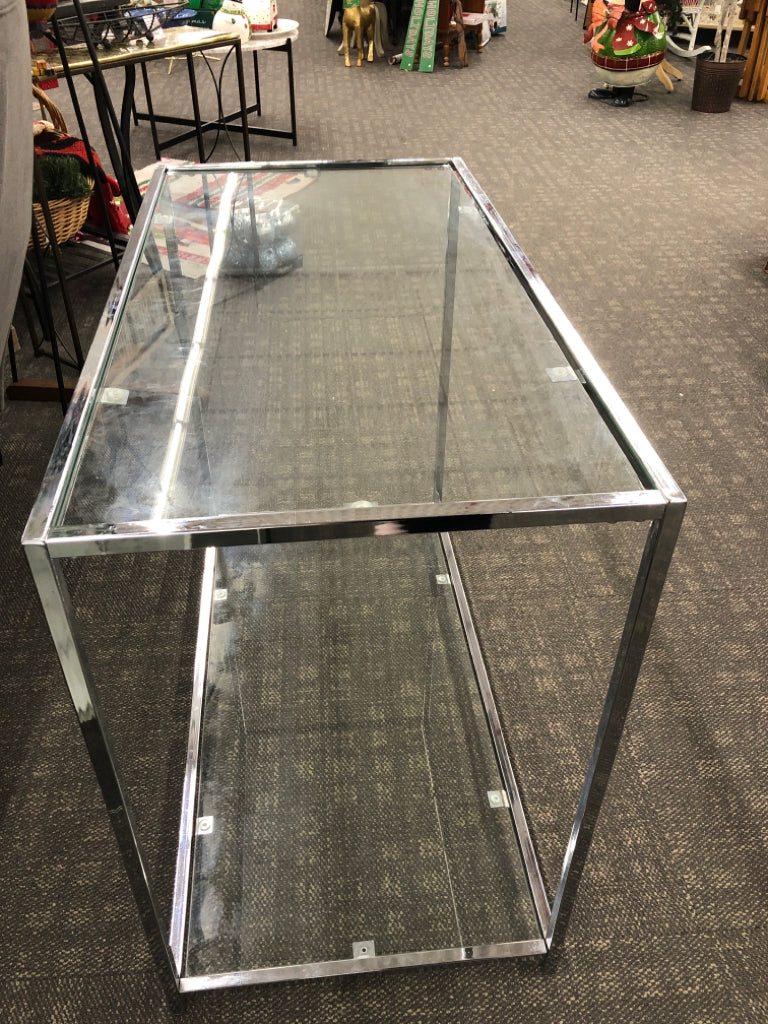 GLASS 2 TIER TABLE.