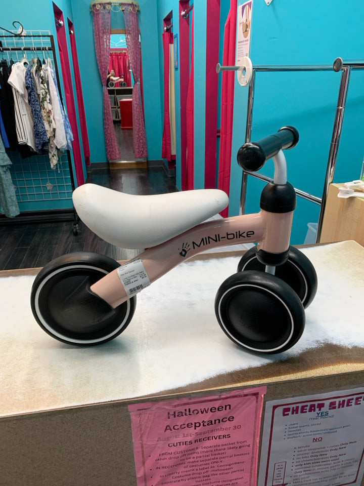 Luddy Confident Mini Baby Pink Balance Bike - Trainer Kids Toddler
