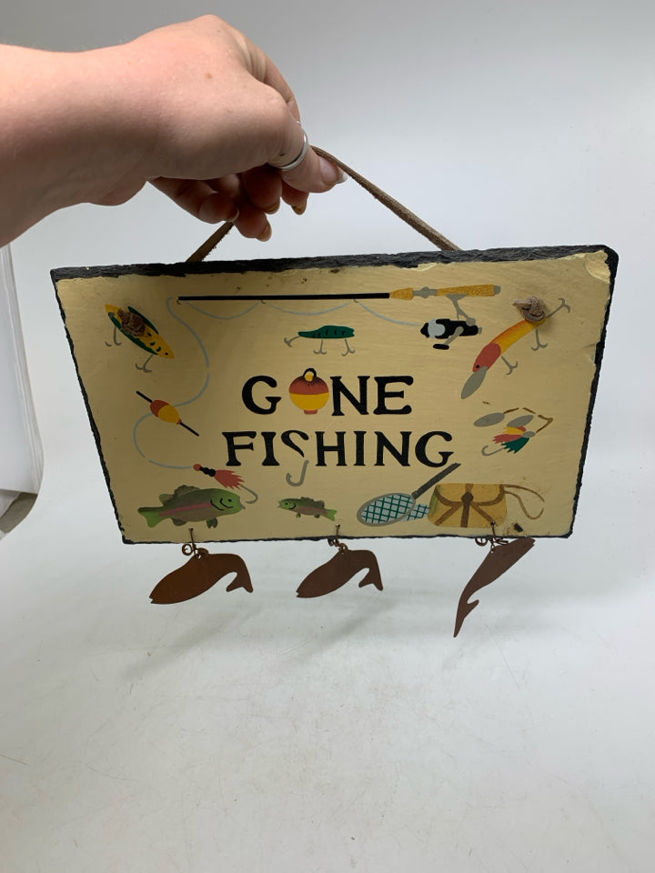 STONE SLATE GONE FISHING WALL HANGING.