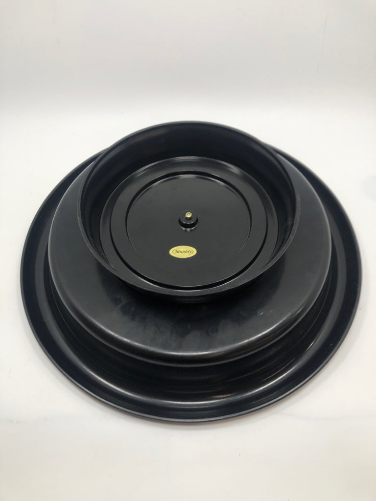 VTG COVERED LAZY SUSAN W/PAINTED PATTERNS.