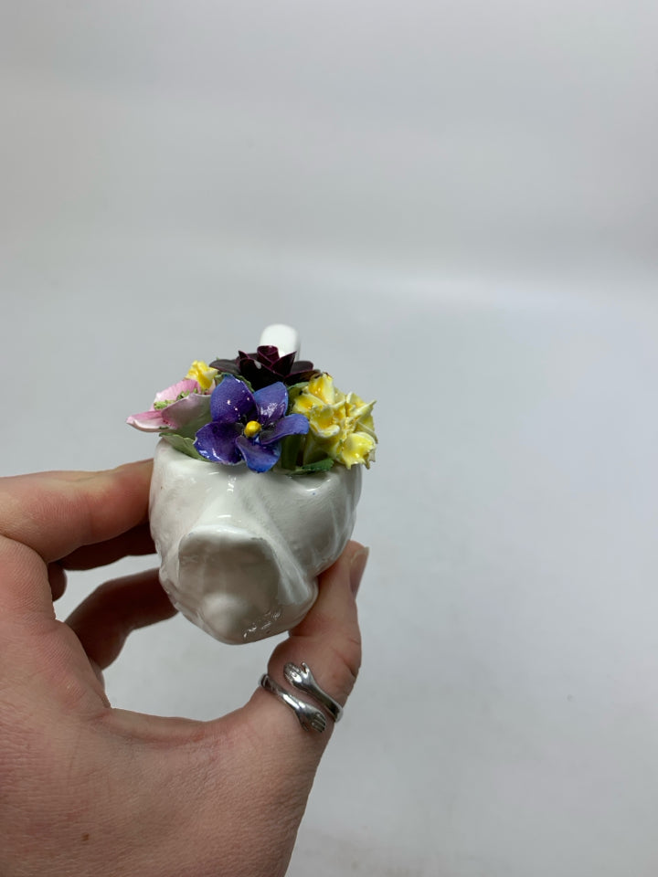 VTG MINI BONE CHINA SWAN W/ FLORAL BOUQUET HEALACRAFT.