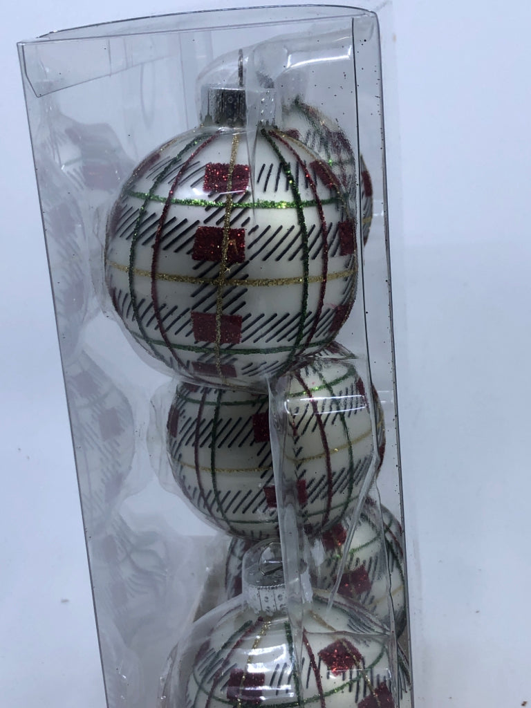 NIB 5 PLAID GLASS ORNAMENTS