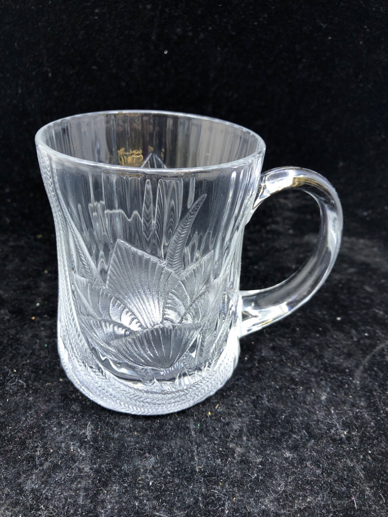 4 ARCOROC ETCHED TULIP GLASS MUG.