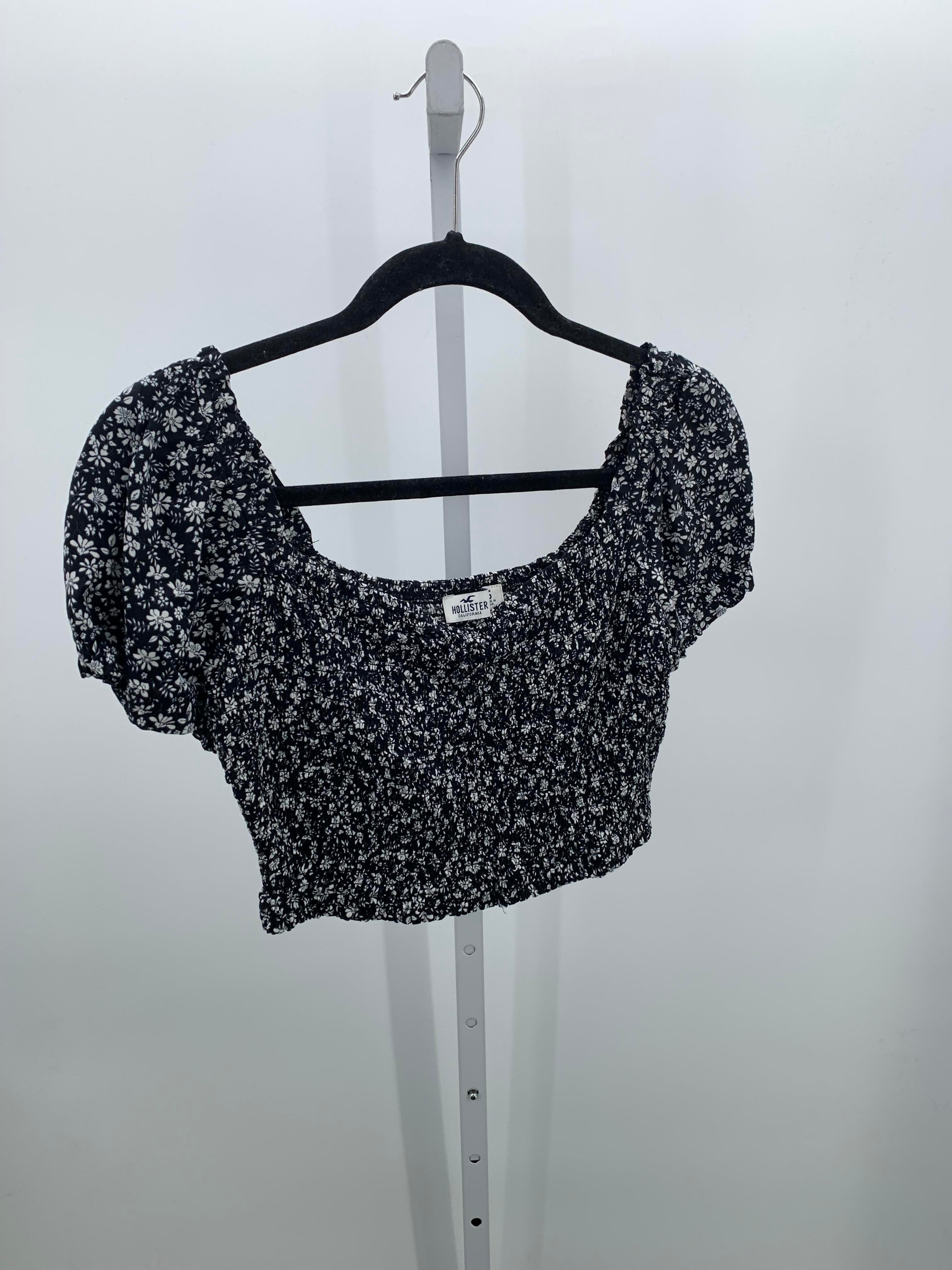 Hollister Size Small Juniors Short Sleeve Shirt