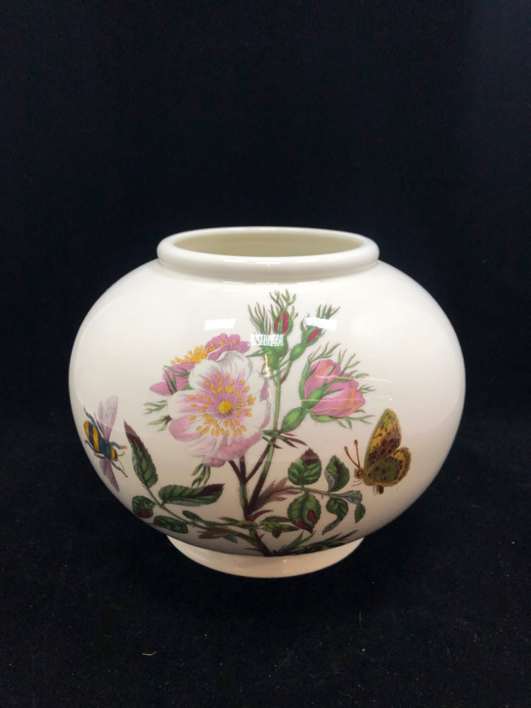 LG DOG ROSE GLOBE VASE- BOTANIC GARDEN.