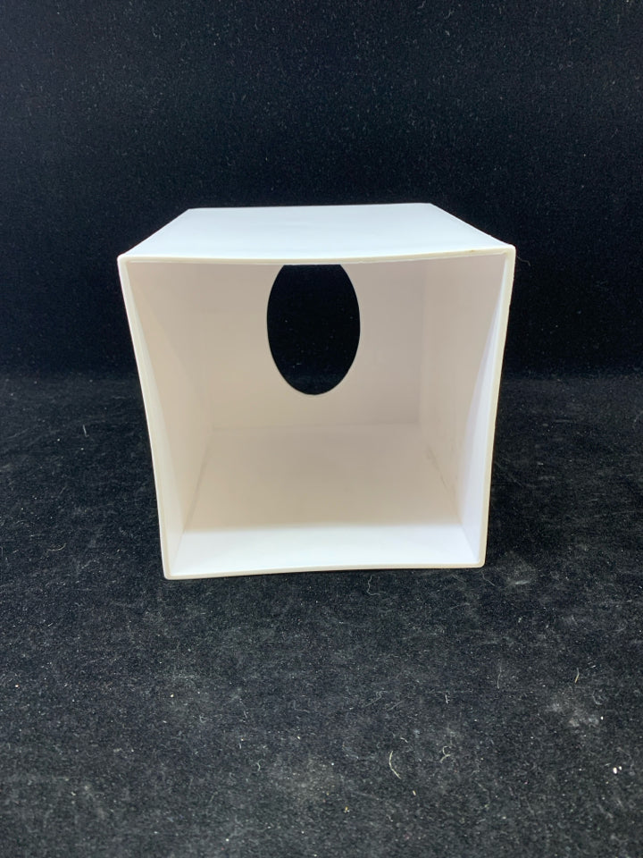 WHITE PLASTIC TISSUE BOX COVER.