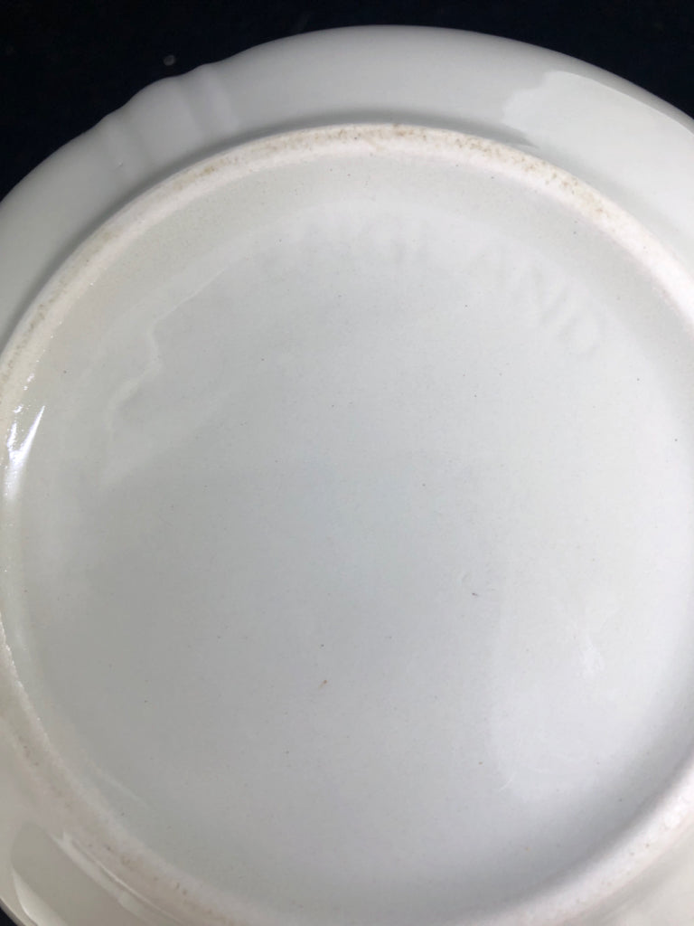 9 PC TEA POT + 4 CUP/SAUCERS -FOCUS PATTERN.