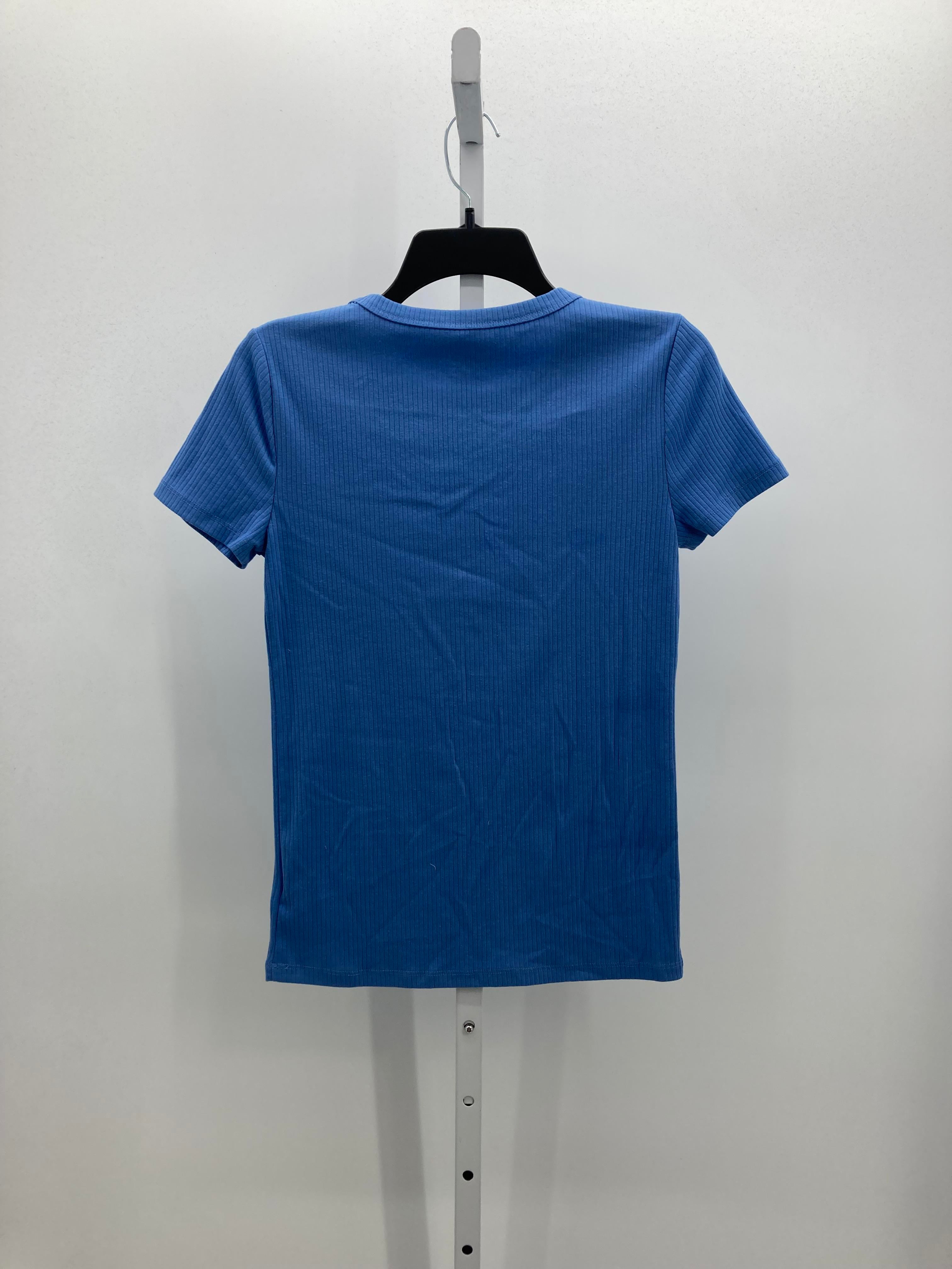 Gap Size Small Misses Short Sleeve Shirt