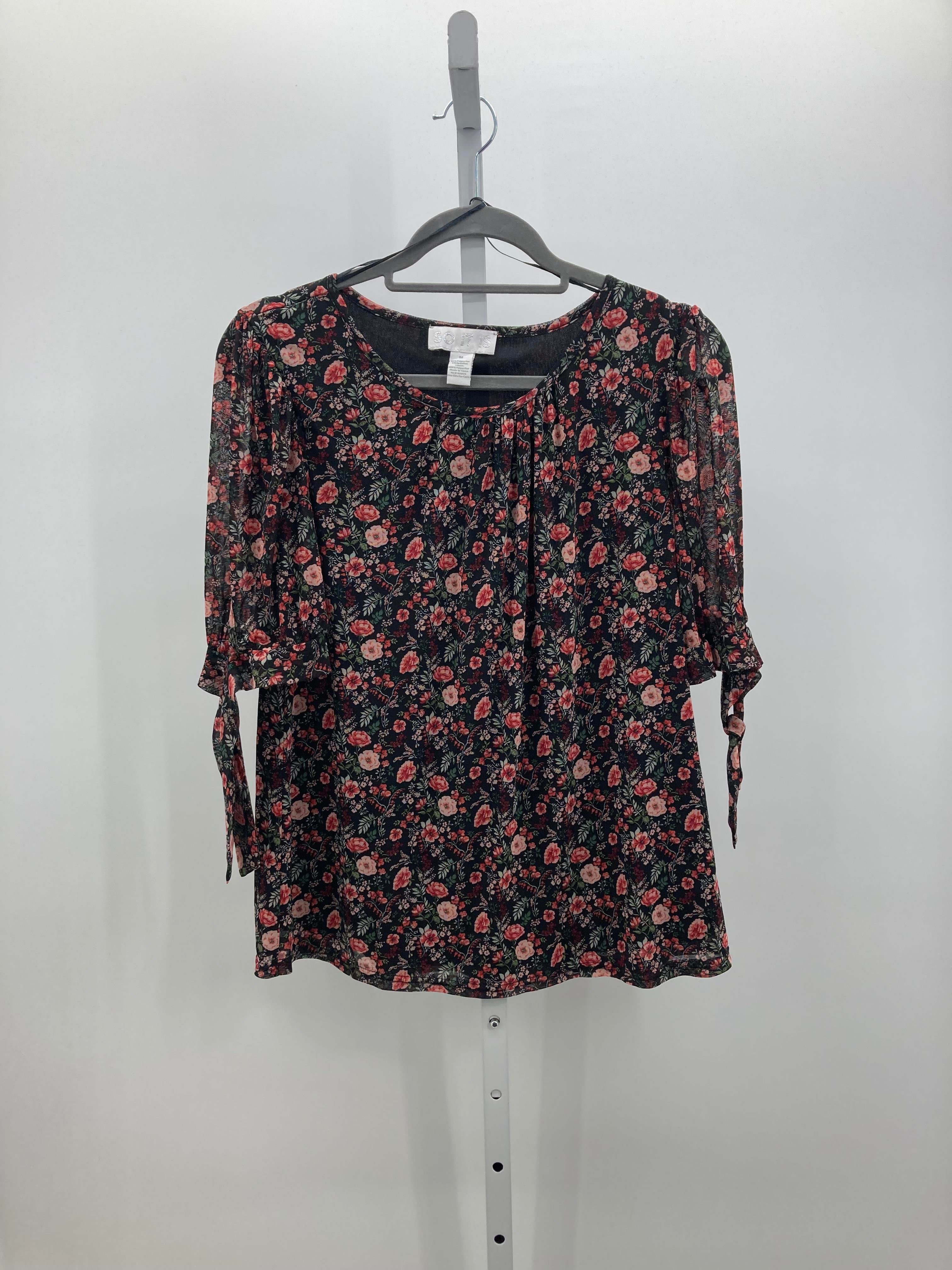 Size Medium Misses Short Sleeve Shirt