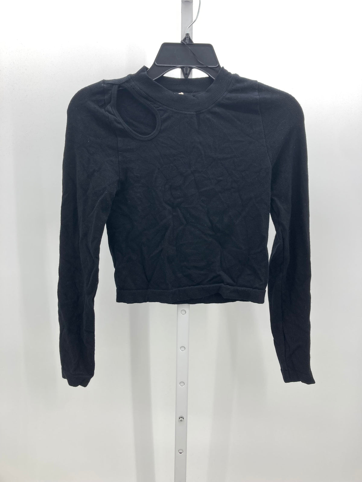 Size Medium Juniors Long Sleeve Shirt