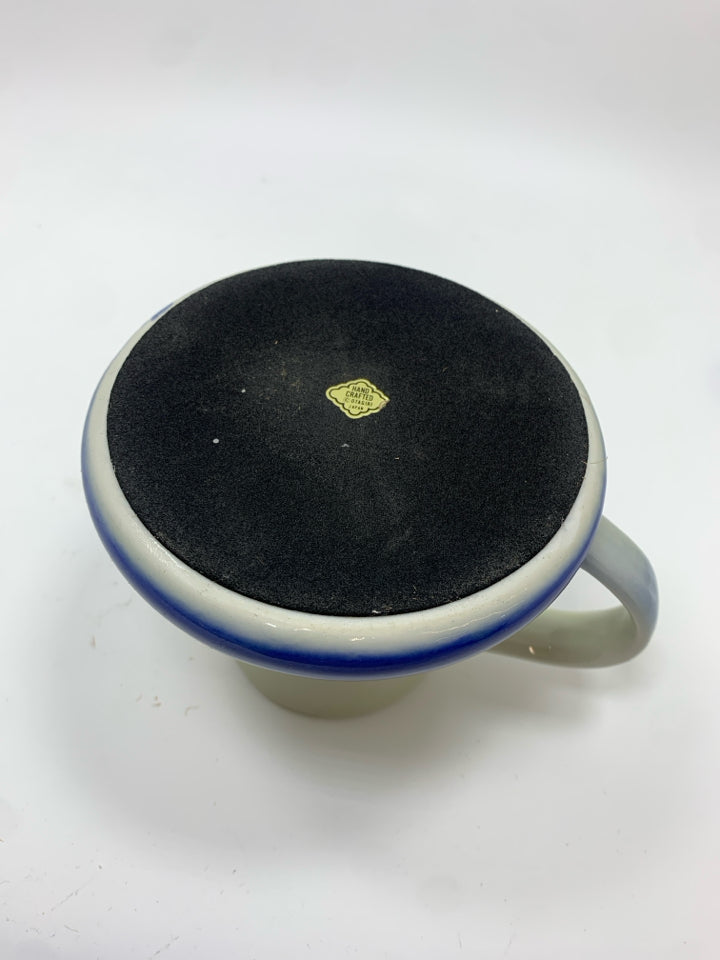 VTG NON SLIP SAILBOAT MUG.