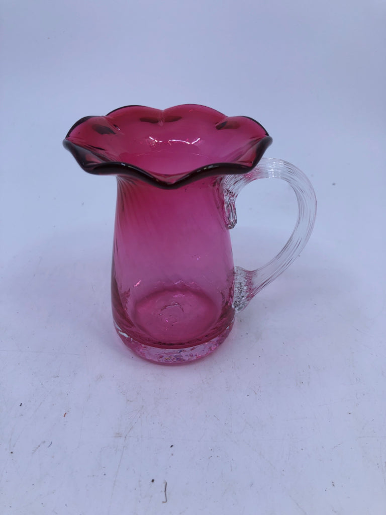 PINK BLOWN GLASS FLOWER BUD VASE.