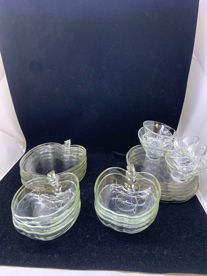 24 PC SVC 6 CLEAR GLASS APPLE PLATES/SNACK PLATES/BOWLS.