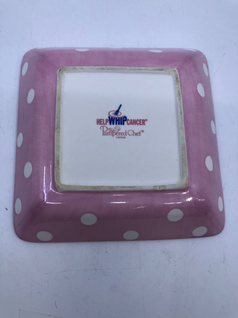 3 PC WHIP CANCER- 2 SQUARE PLATES + 1 MUG.