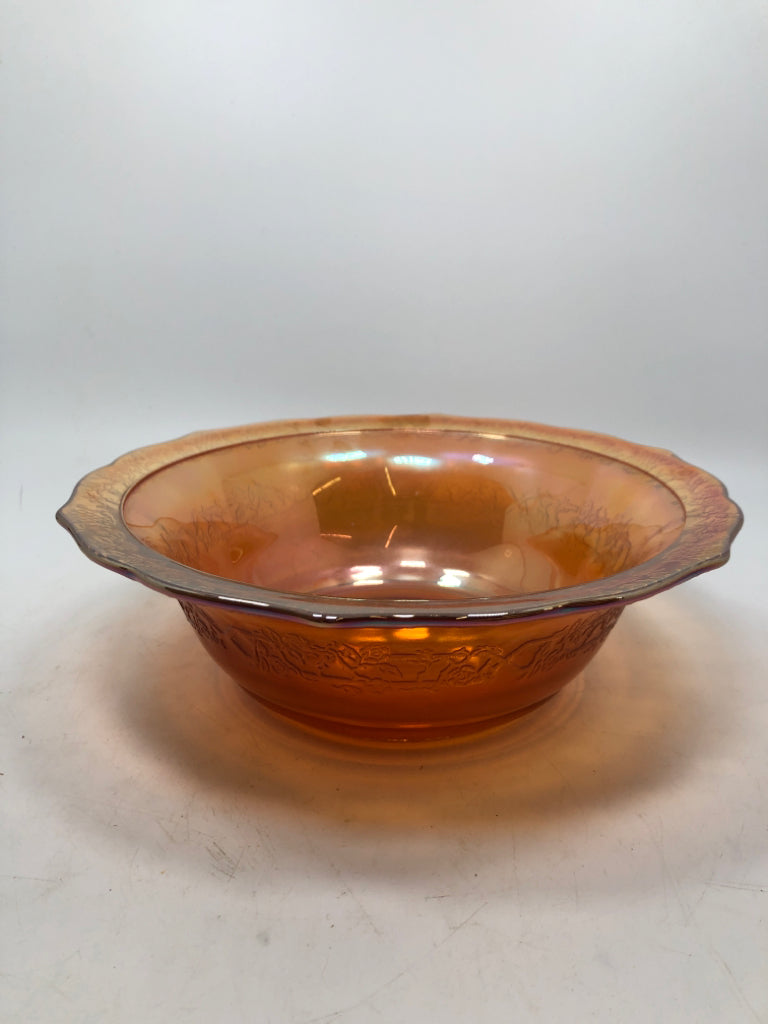 SM STYLE CARNIVAL GLASS ROUND SERVING BOWL.
