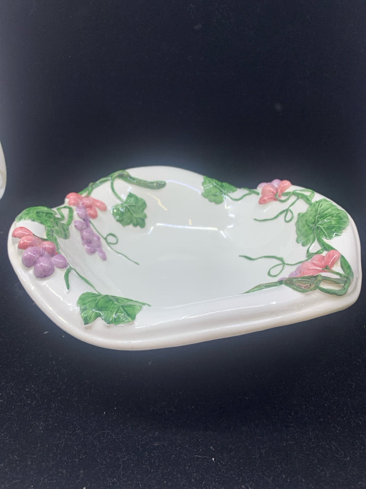 EMBOSSED FLORAL AND VINES WAVY EDGE BOWL.