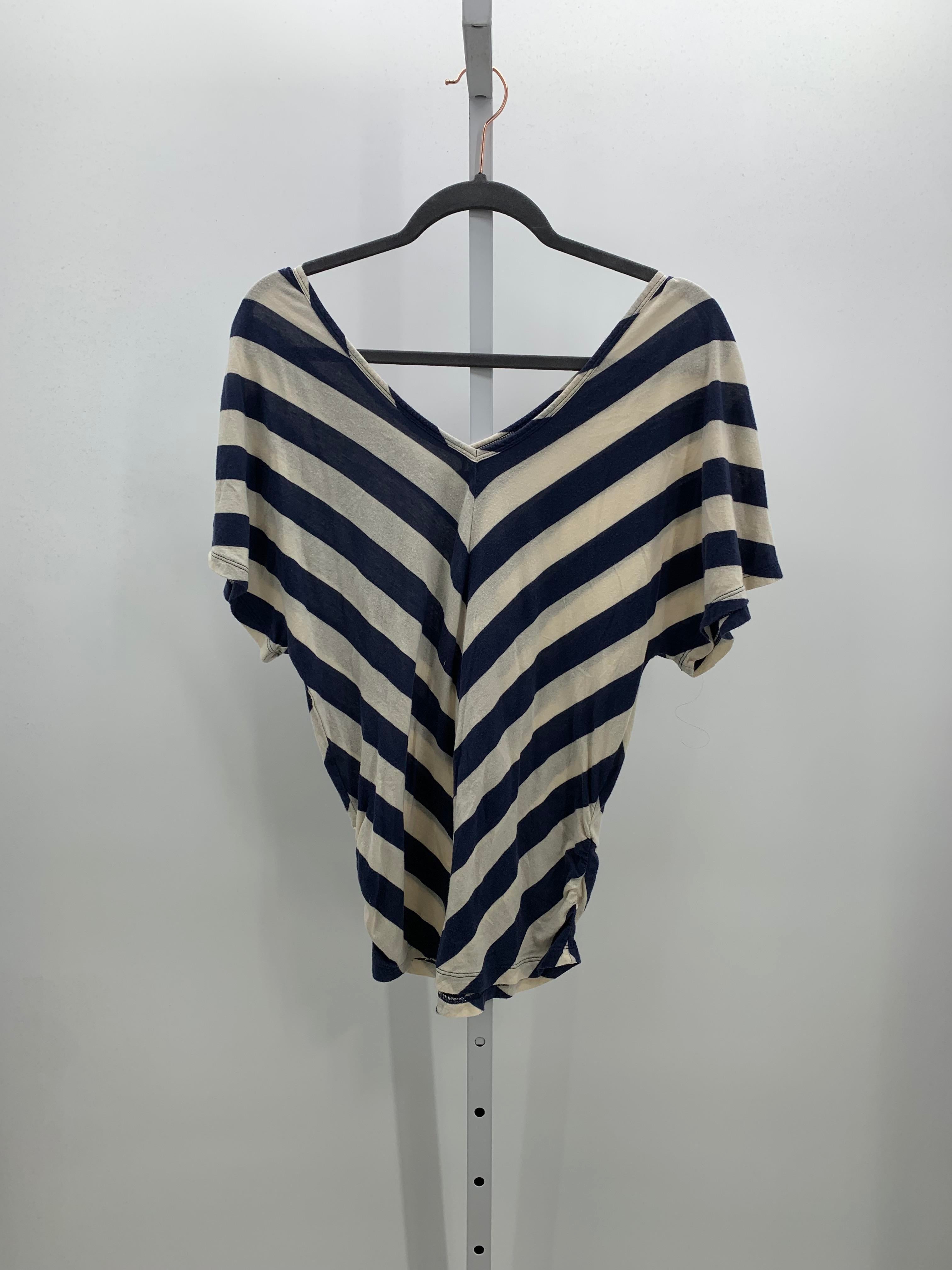 Old Navy Size Small Misses Short Sleeve Shirt