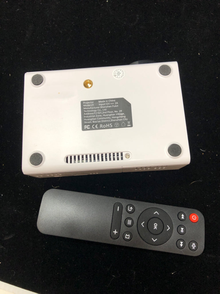 NIB MINI LED PROJECTOR