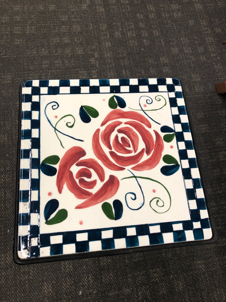 CHECKERED PLANT STAND WITH PAINTED ROSES.