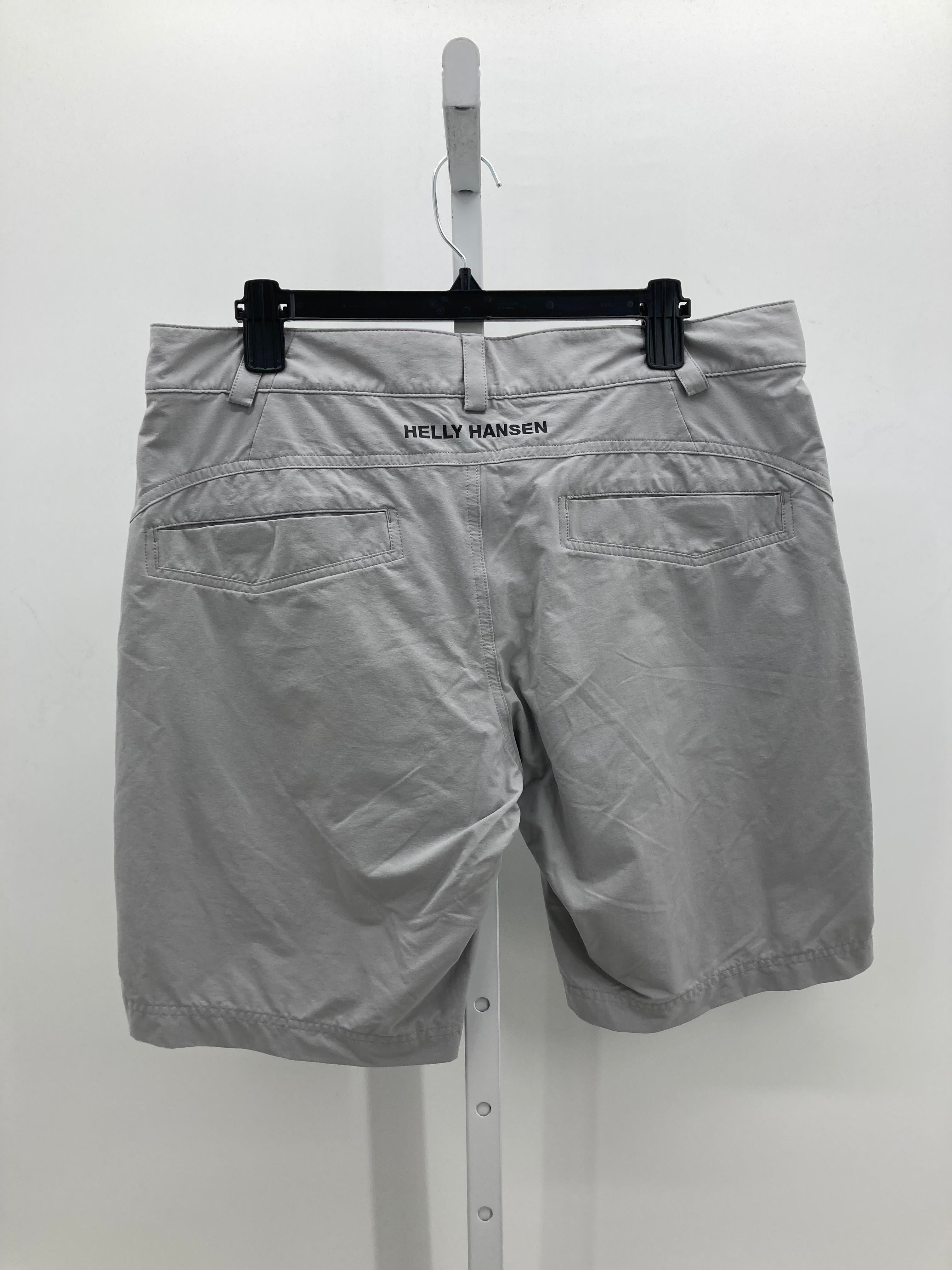 REGULAR FIT SHORTS