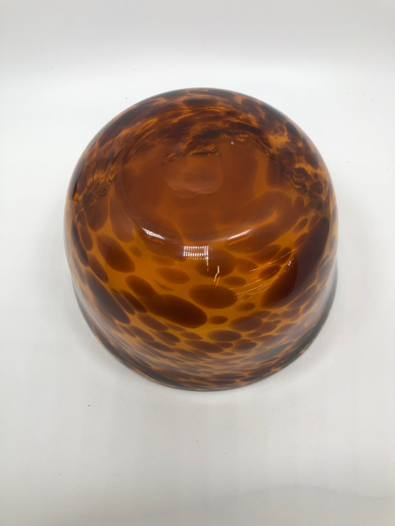 BLACK/BROWN GLASS BOWL.