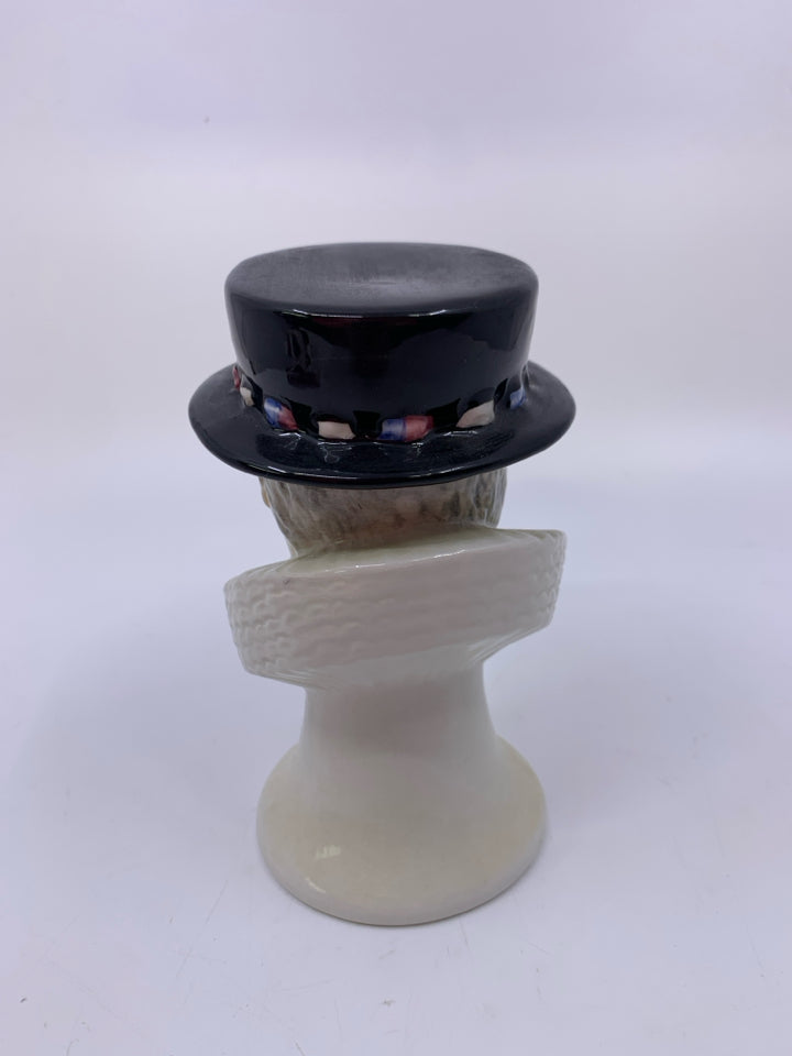 VTG YEOMAN OF THE GUARD PORCELAIN HEAD.