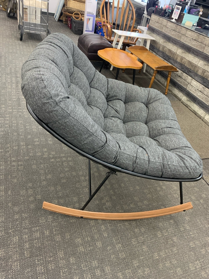OVERSIZED GRAY PAPASAN ROCKING CHAIR W/WOODEN BASE.