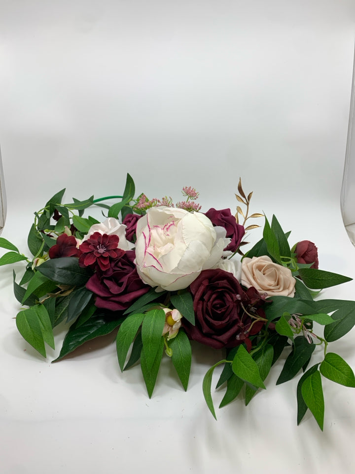 SMALL FAUX PINK/RED ROSES BOUQUET.