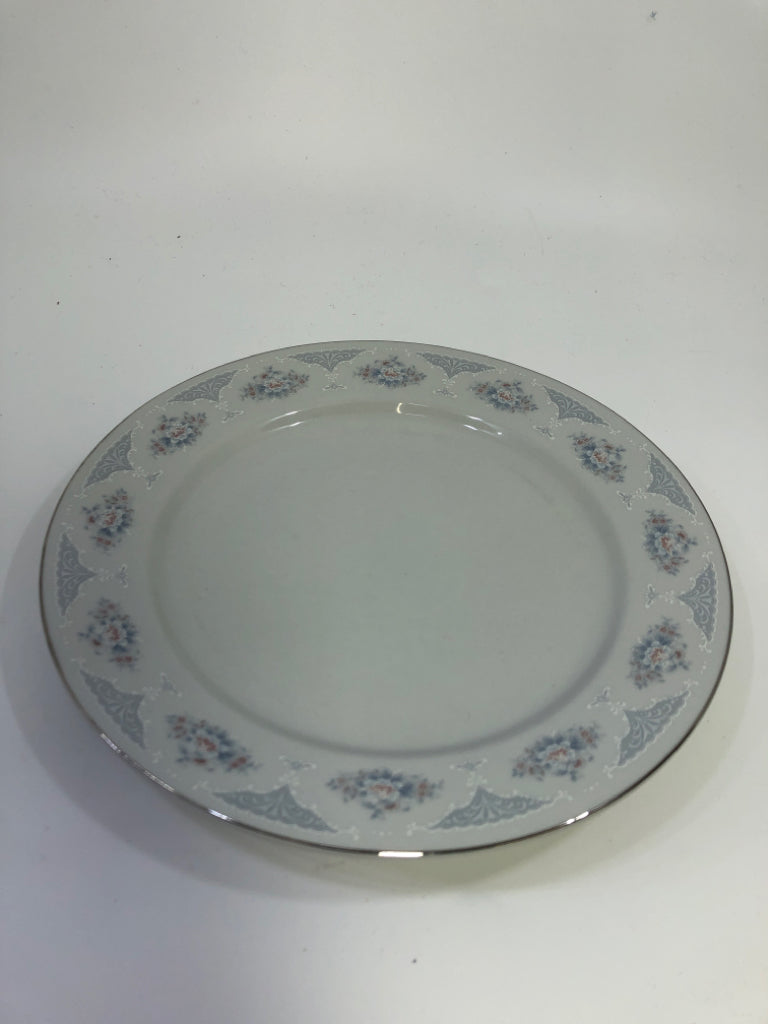 20PC BLUE FLORAL PORCELAIN CHINA SET SERVICE FOR 4.