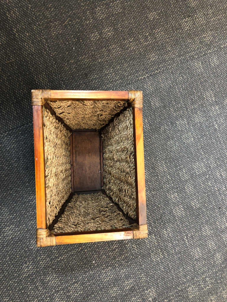 WOODEN FRAMED WOVEN BASKET.