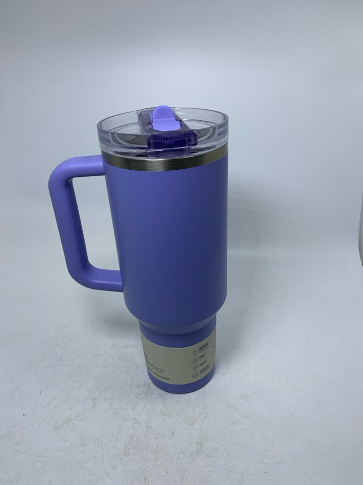 NEW THE FLIP STRAW QURNCHER PROTOUR TUMBLER.