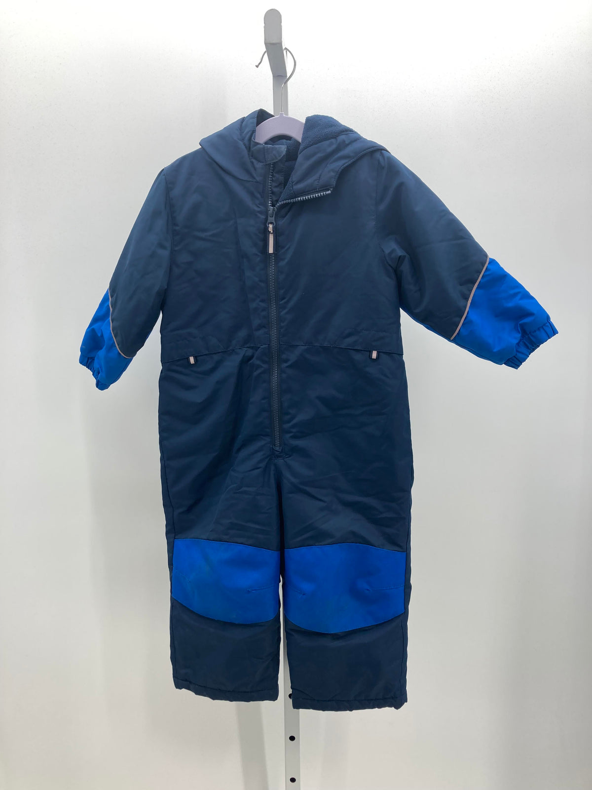 HOODED ZIP UP