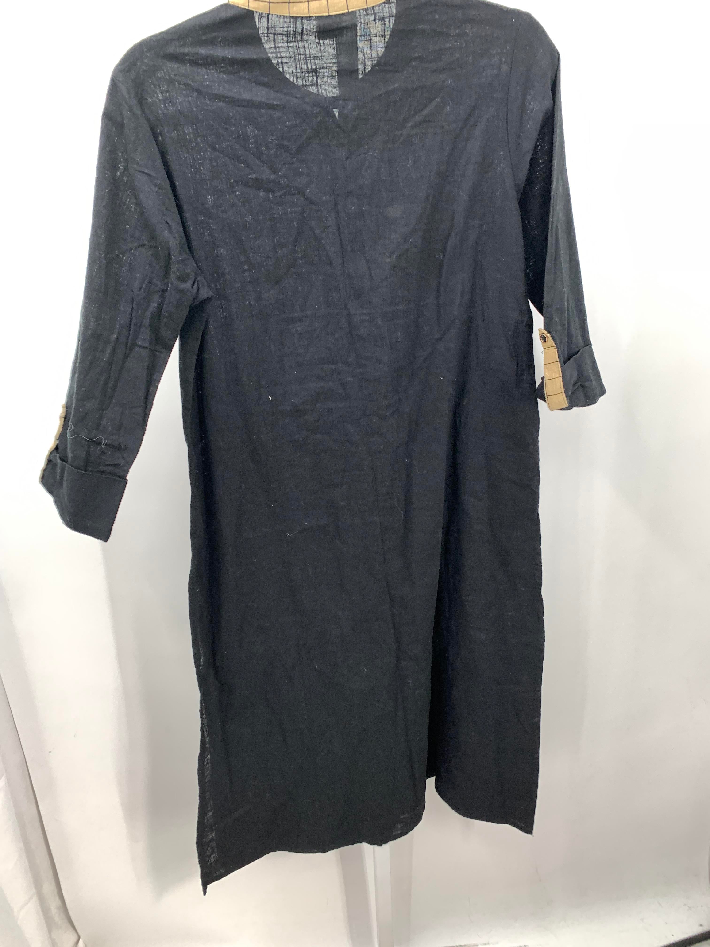 Size Large Misses 3/4 Sleeve Dress