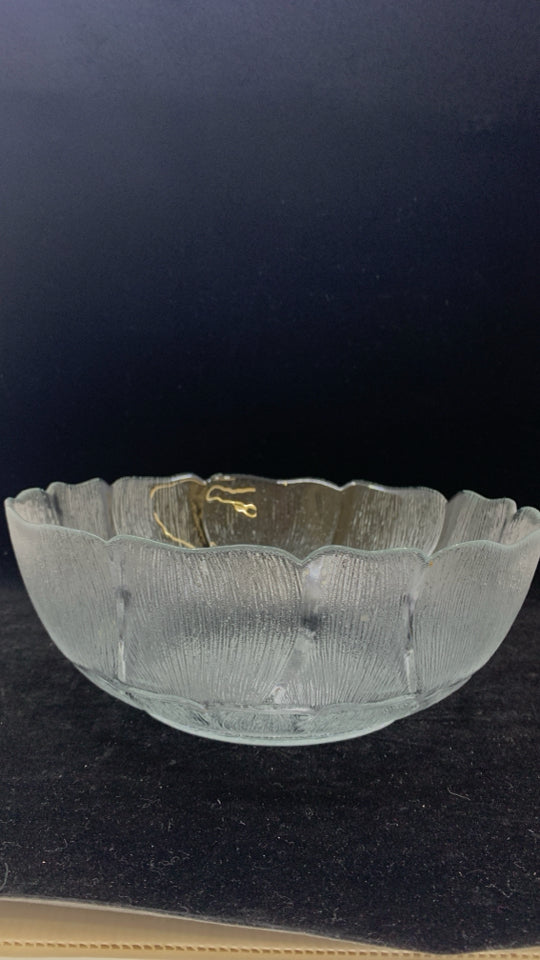 VTG DANDELION EMBOSSED CUT GLASS BOWL 10.