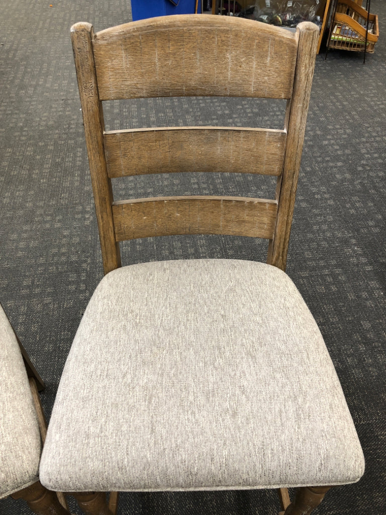 2 GREY PLUSH SEAT CHAIRS.