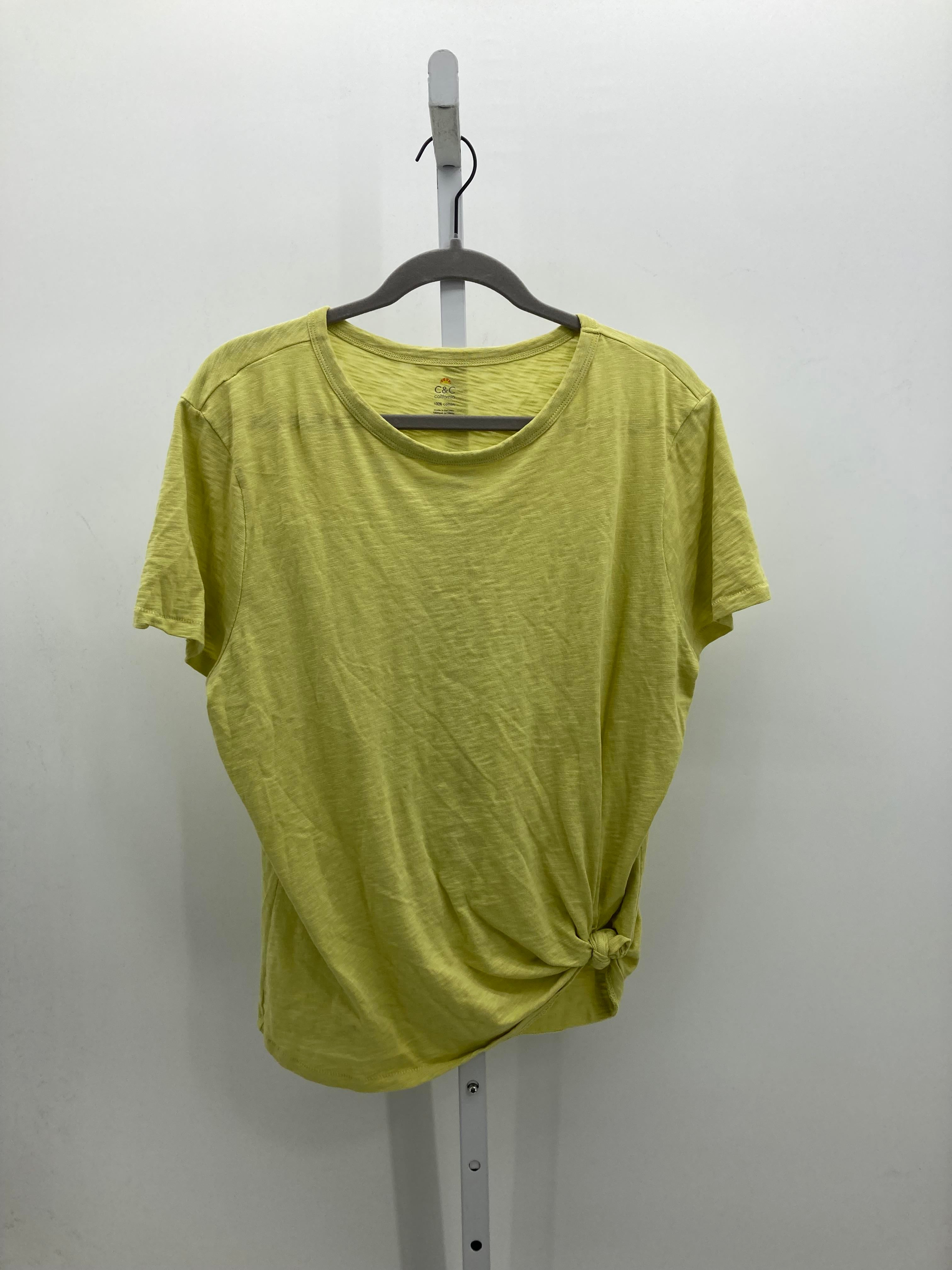 Size Extra Large Misses Short Sleeve Shirt