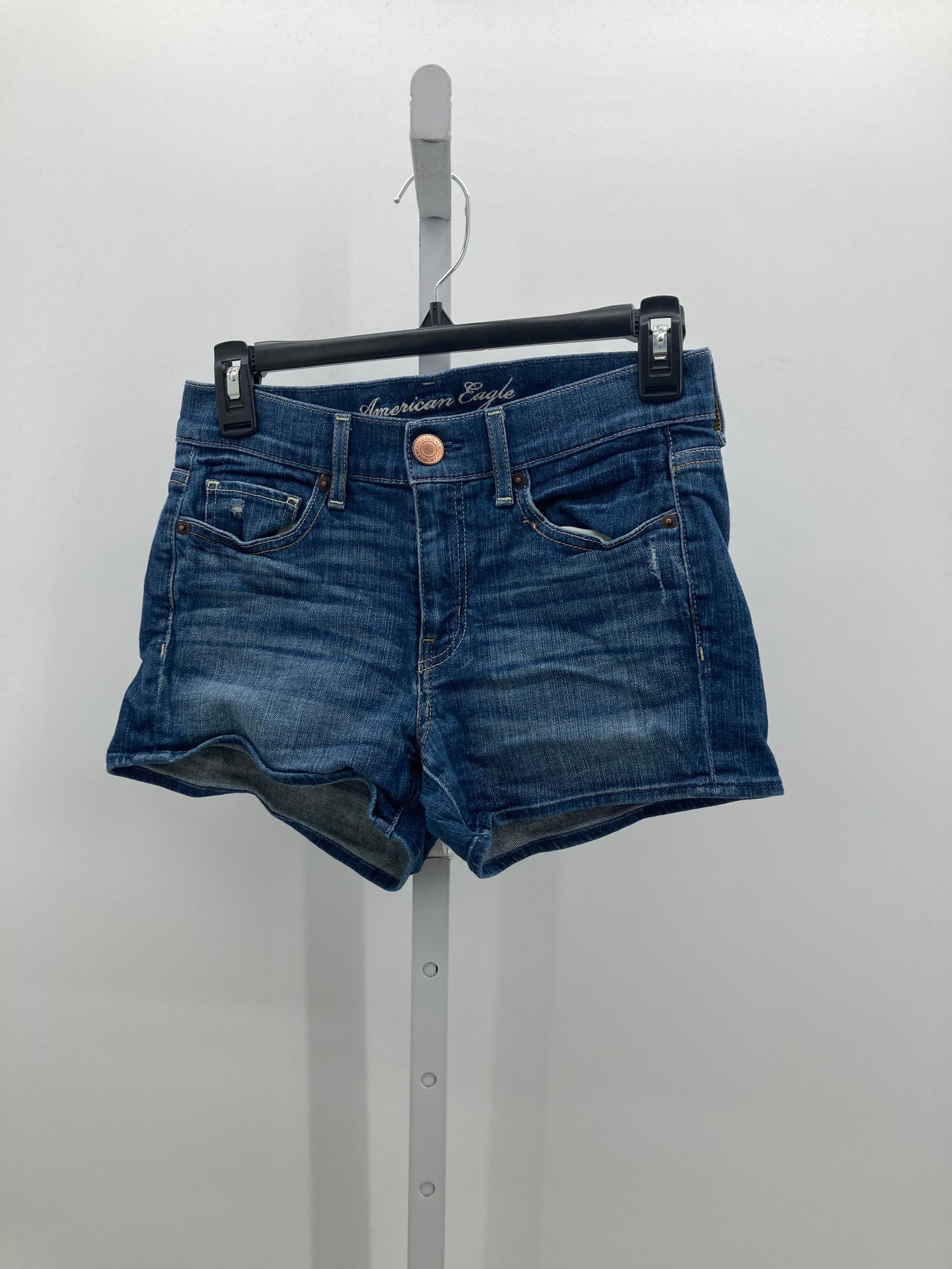American Eagle Size 2 Juniors Shorts