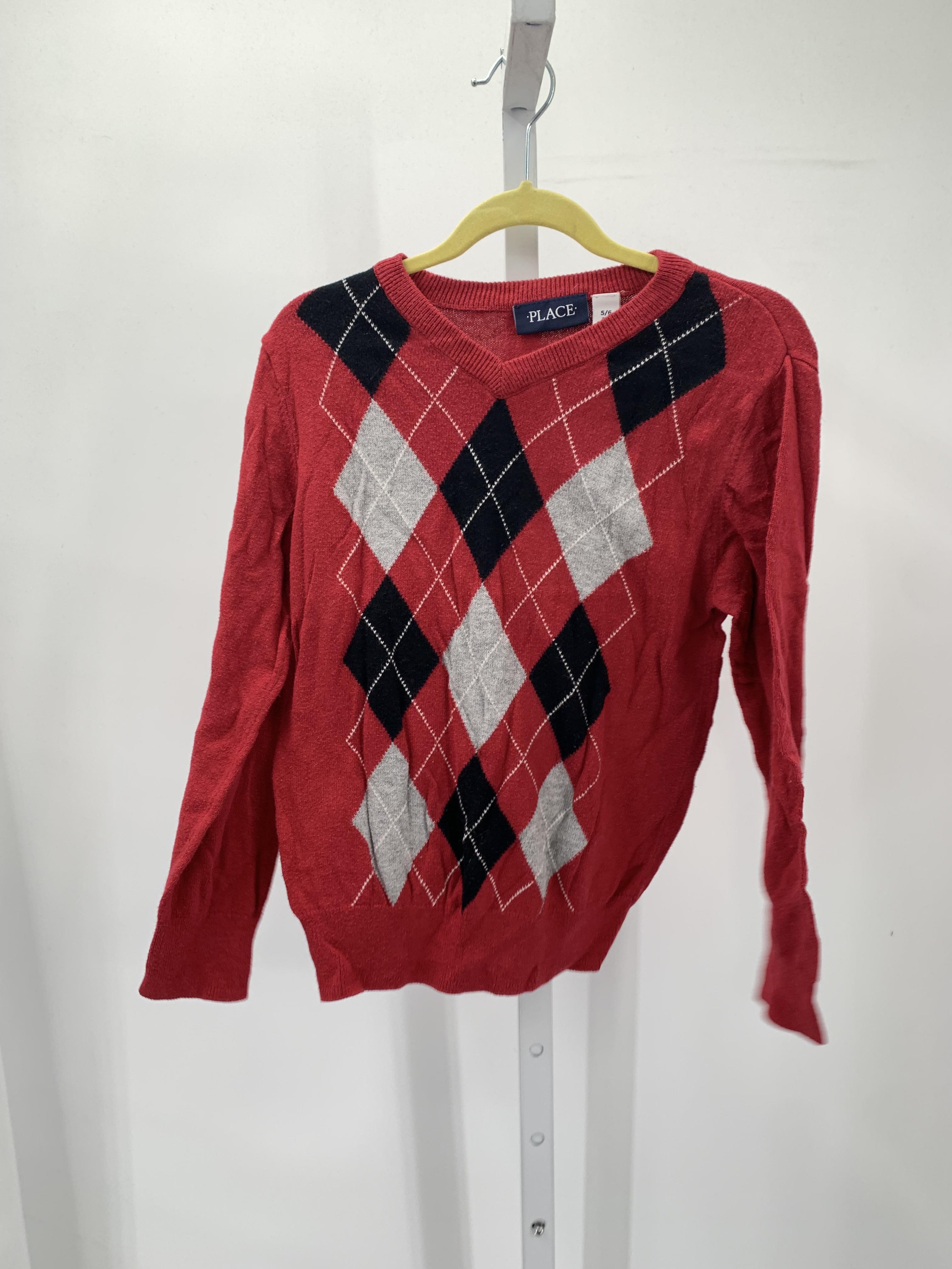 DIAMOND PATTERN SWEATER