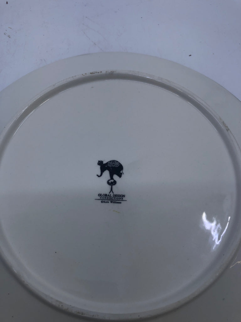 SMALL BLACK AND WHITE TRICK OR TREAT PLATE.